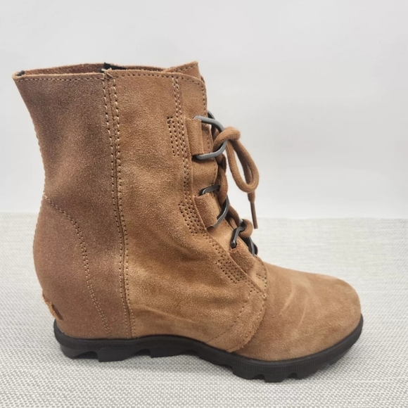 Sorel Size 4 Youth Hidden Wedge Boot Joan Of Arctic Il Camel Brown Suede - Picture 5 of 14
